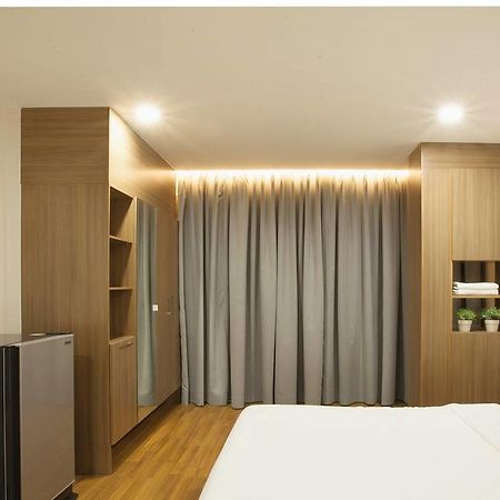 Boone Place Bangkok Exteriör bild