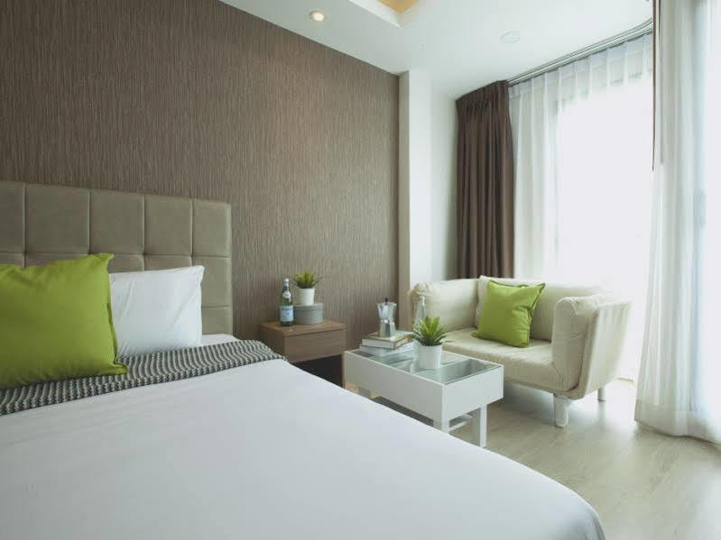 Boone Place Bangkok Exteriör bild